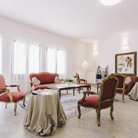 Hotel - Ristorante Pintadera 마사 외부 사진